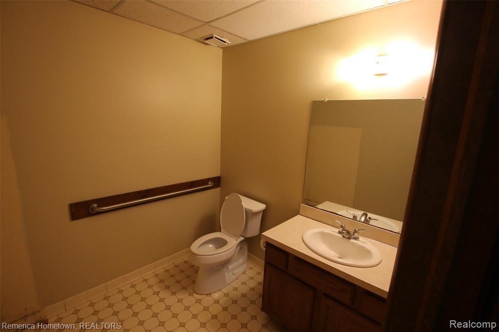 9450 S MAIN Street, Plymouth, MI 48170 — Photo 8