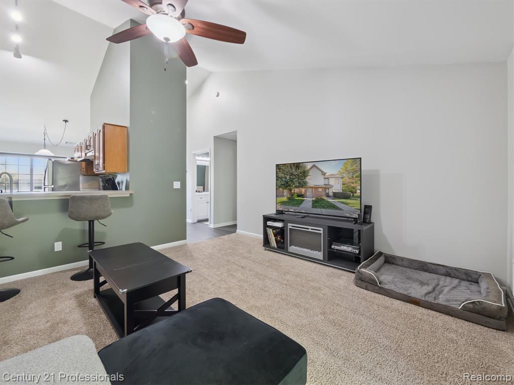 41027 Rose Lane, Clinton Twp, MI 48036 — Photo 19