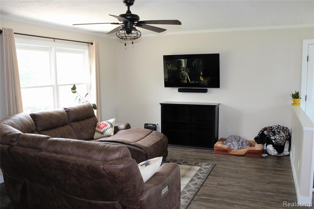 1583 E Lansing Road, Morrice, MI 48857 — Photo 6