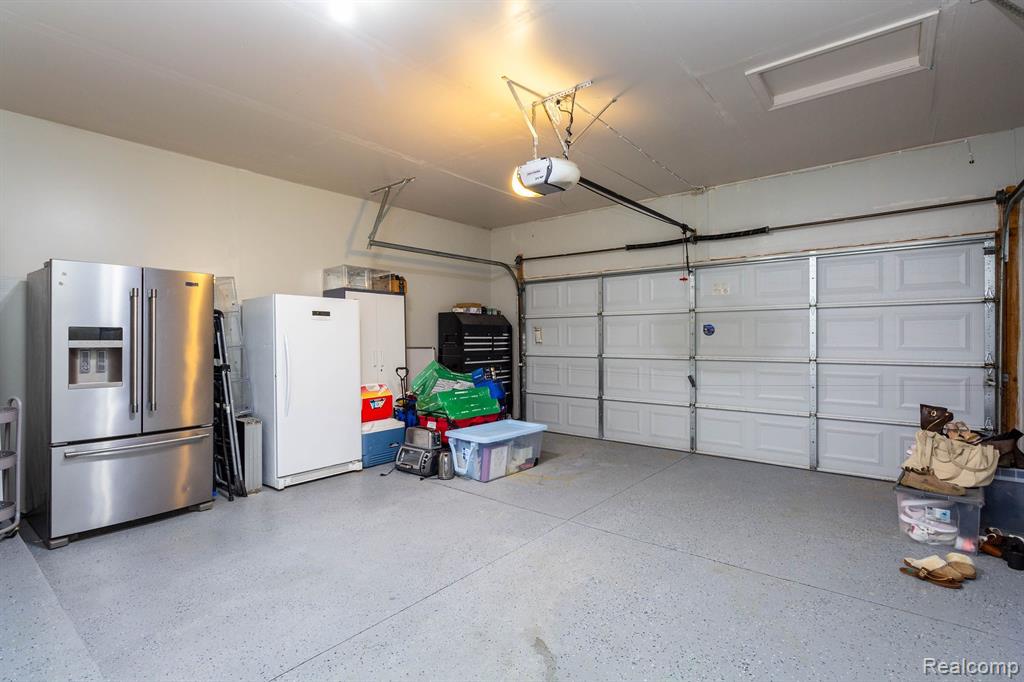 4617 LANCELOT Drive, Sterling Heights, MI 48310 — Photo 38