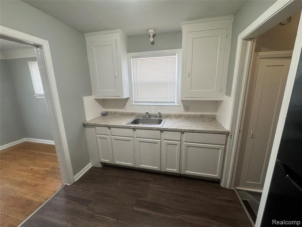 13564 Faust Avenue, Detroit, MI 48223 — Photo 6
