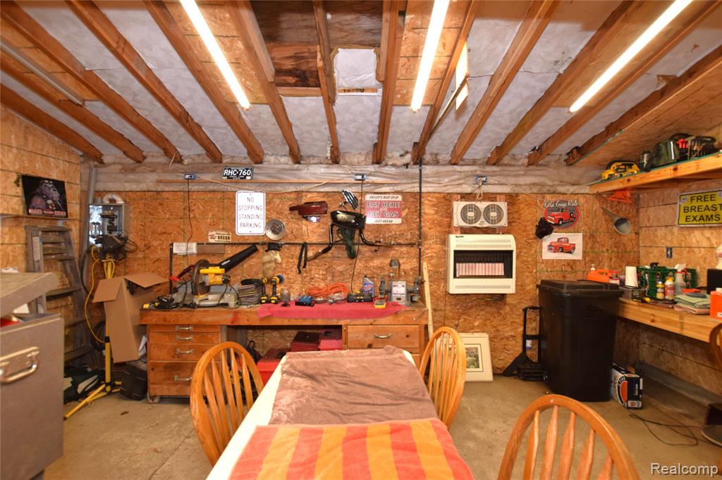 4133 Custer Avenue, Flint, MI 48507 — Photo 14