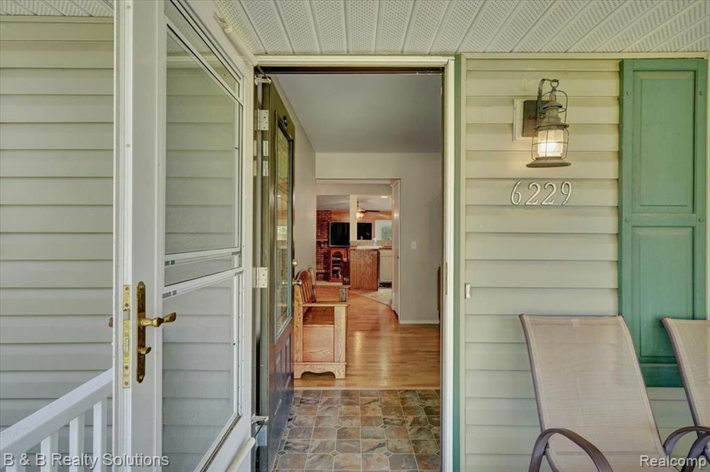 6229 Cold Spring Trail, Grand Blanc, MI 48439 — Photo 8