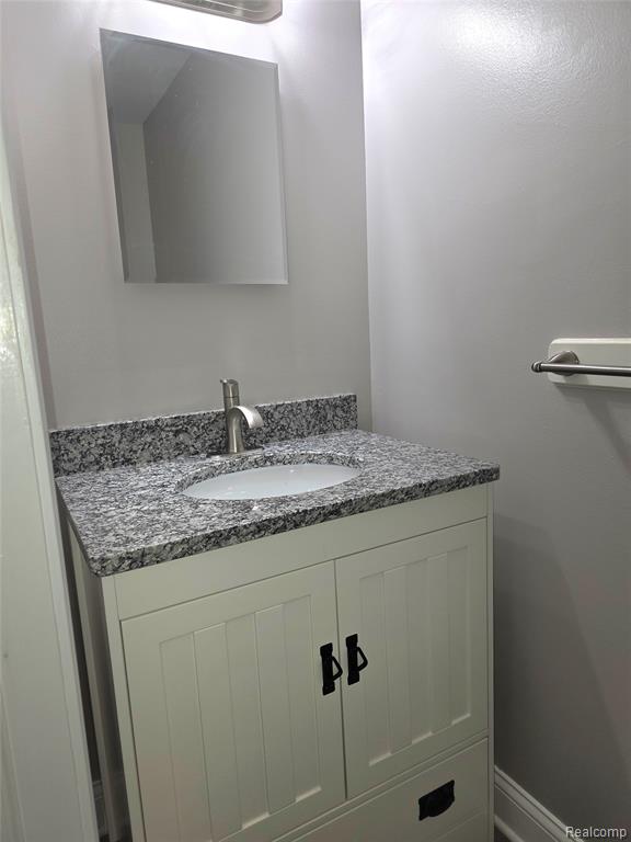 48570 Sugarbush Road, 56, New Baltimore, MI 48047 — Photo 10