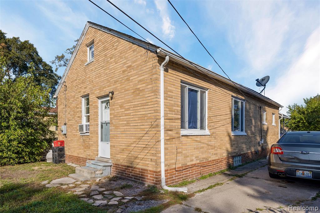 7212 Hudson Avenue, Warren, MI 48091 — Photo 19