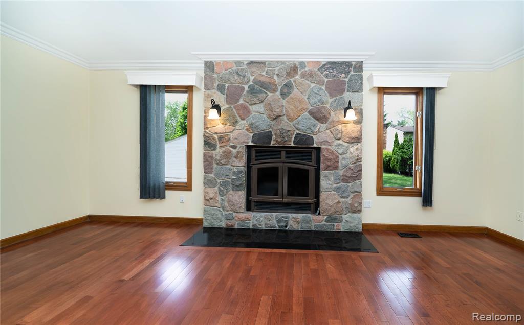 7806 Circle Boulevard, West Bloomfield, MI 48323 — Photo 10