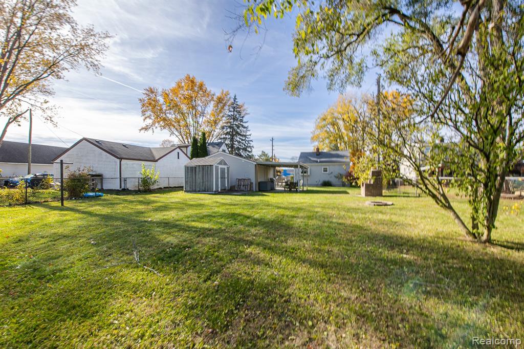 44084 Utica Road, Utica, MI 48317 — Photo 46
