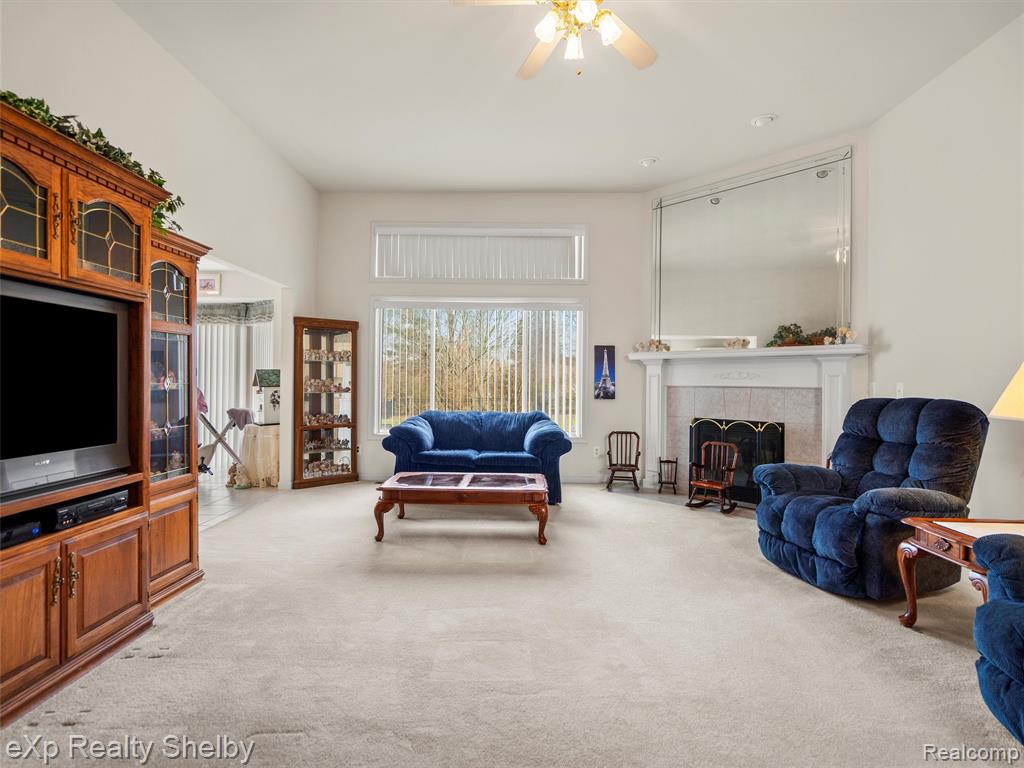 49088 Lehr Drive, Macomb, MI 48044 — Photo 6