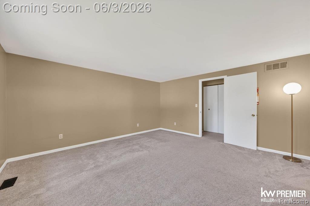 955 Kirts Boulevard, Troy, MI 48084 — Photo 22