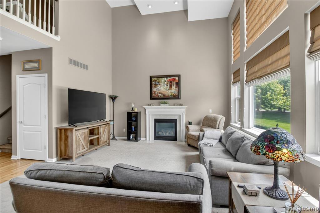 49271 Laguna Drive, Van Buren, MI 48111 — Photo 9