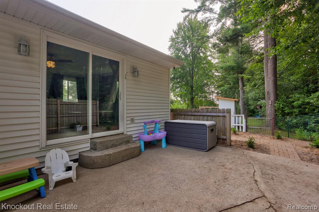 3321 S Airport Road, Bridgeport, MI 48722 — Photo 32