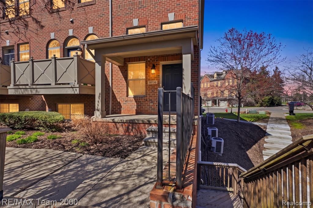 39750 ROCKCREST Circle, Northville, MI, 48168