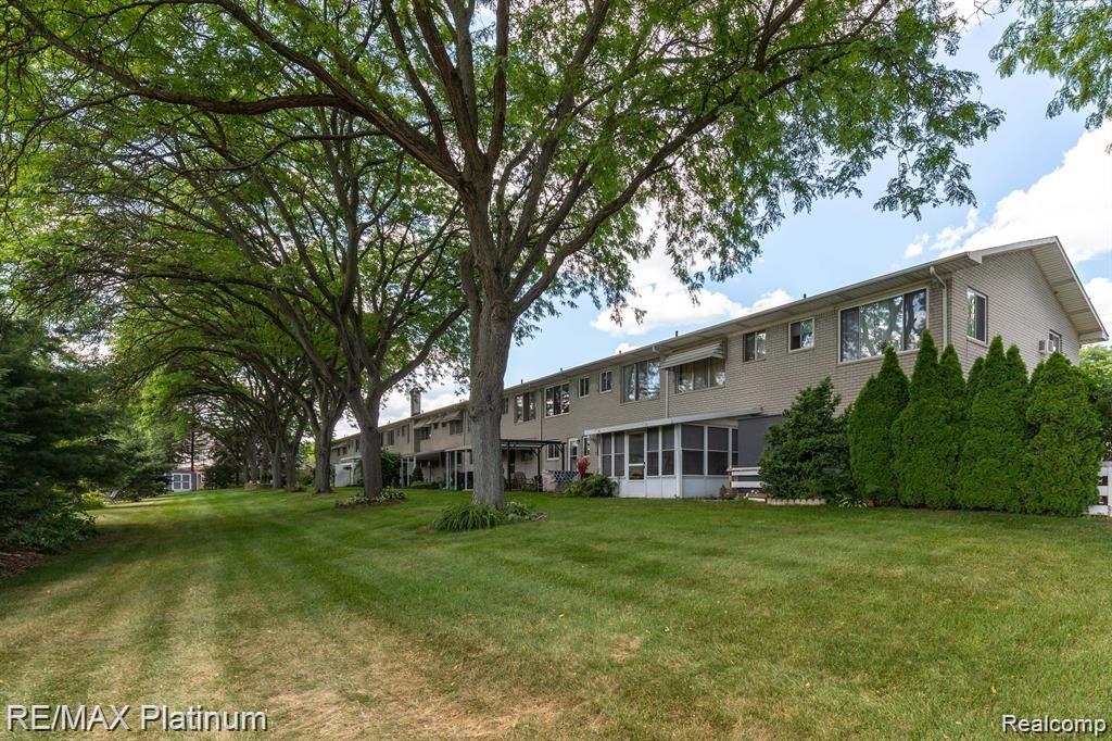6010 Alan Drive, 30, Brighton, MI 48116 — Photo 47