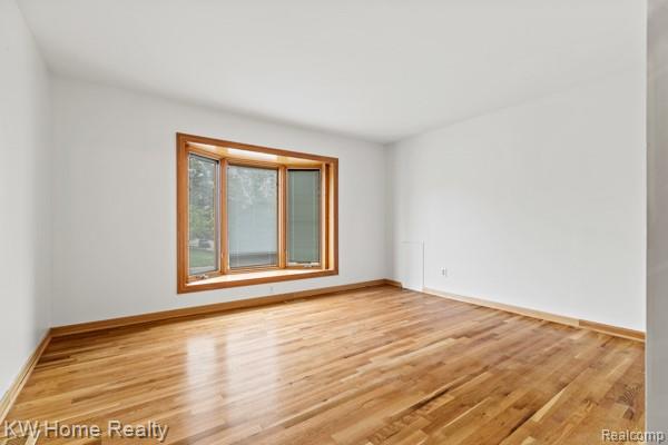 4568 Rolling Ridge Road, West Bloomfield, MI 48323 — Photo 10