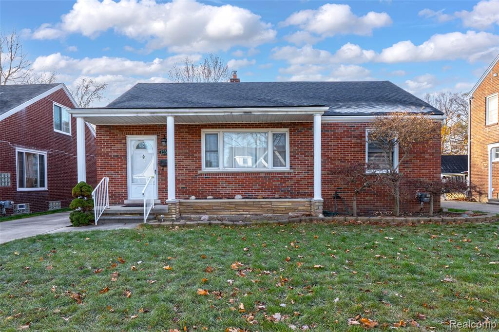 15560 CHARLES R AVE, Eastpointe, MI 48021 — front exterior