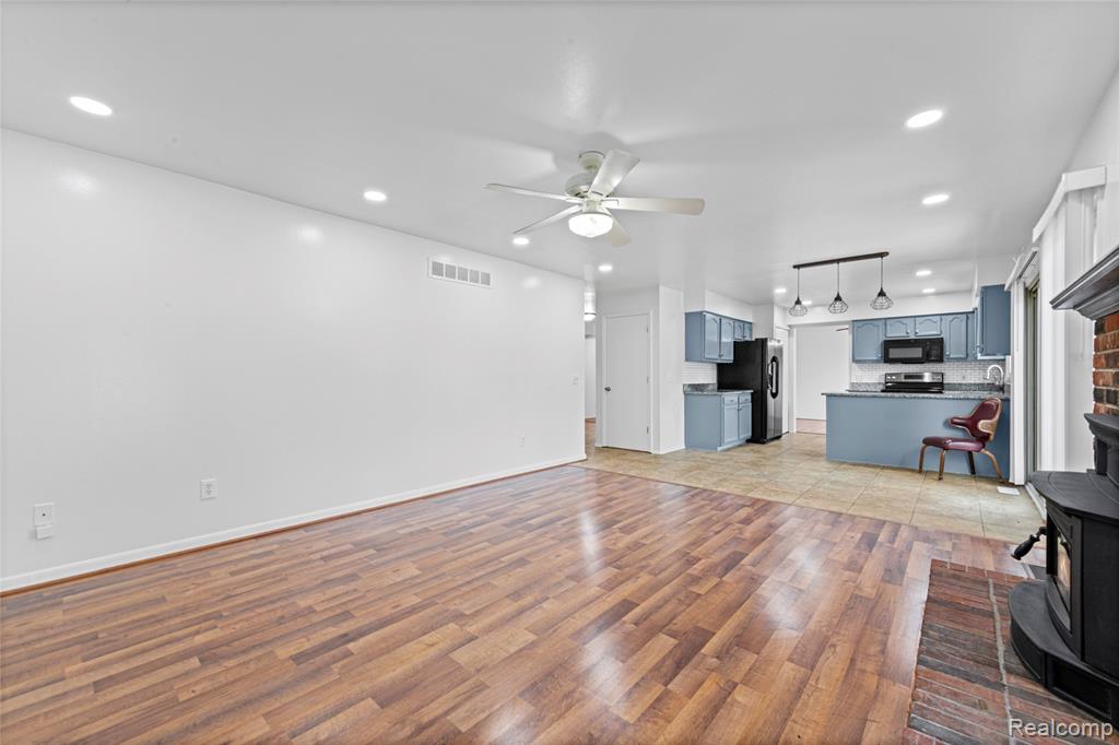 4959 Kingswood Drive, Warren, MI 48092 — Photo 10