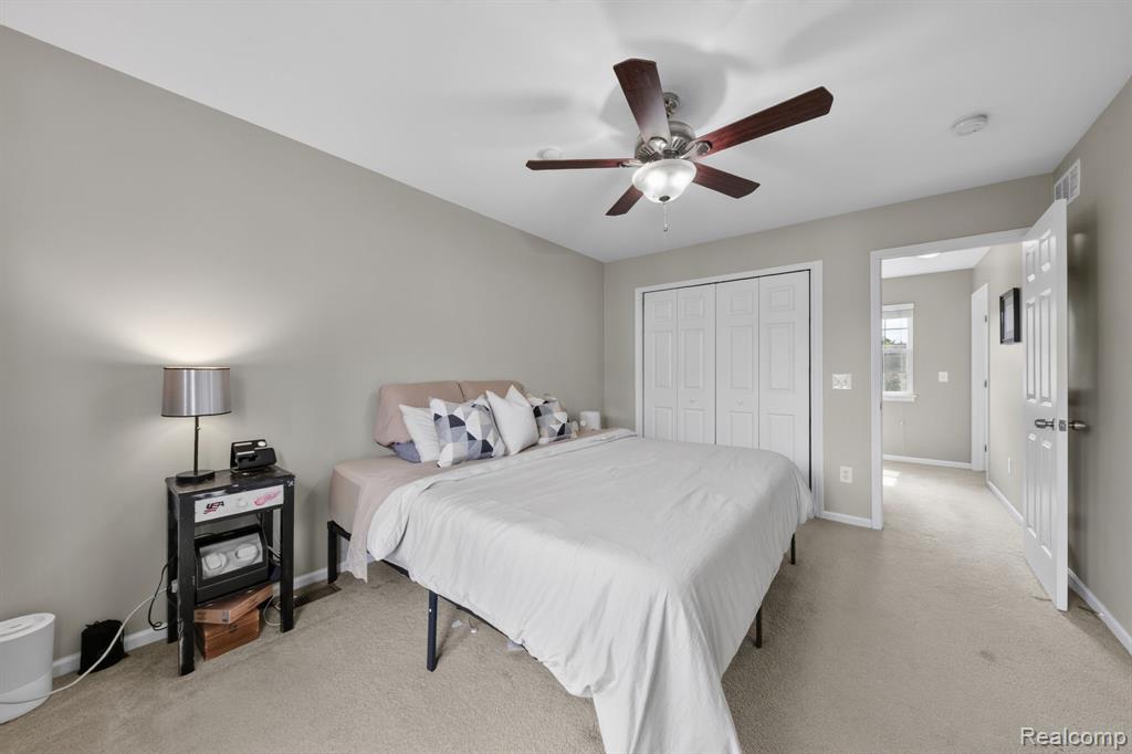 4554 Hunters Circle E, Canton, MI 48188 — Photo 19