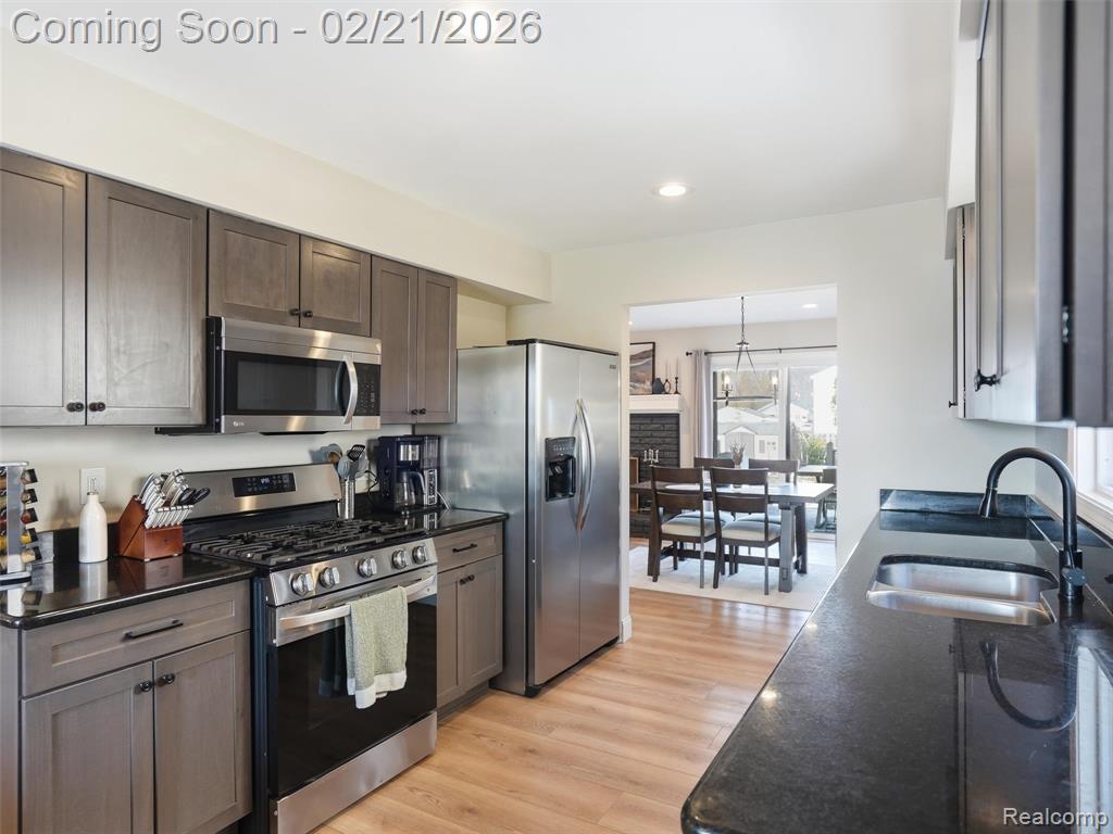34245 Jefferson Avenue, MI — Photo 10