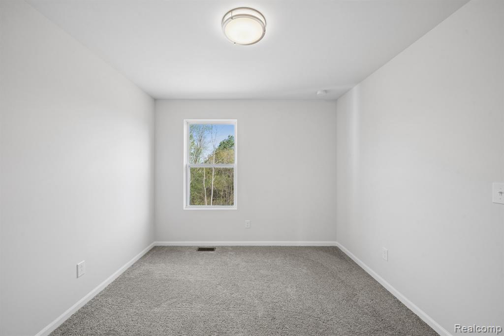 4221 Cedar Lane, Grand Blanc, MI 48439 — Photo 27