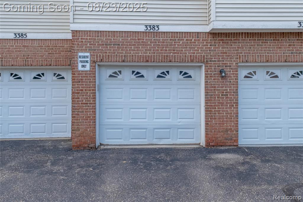 3383 Kneeland Circle, Howell, MI 48843 — Photo 15