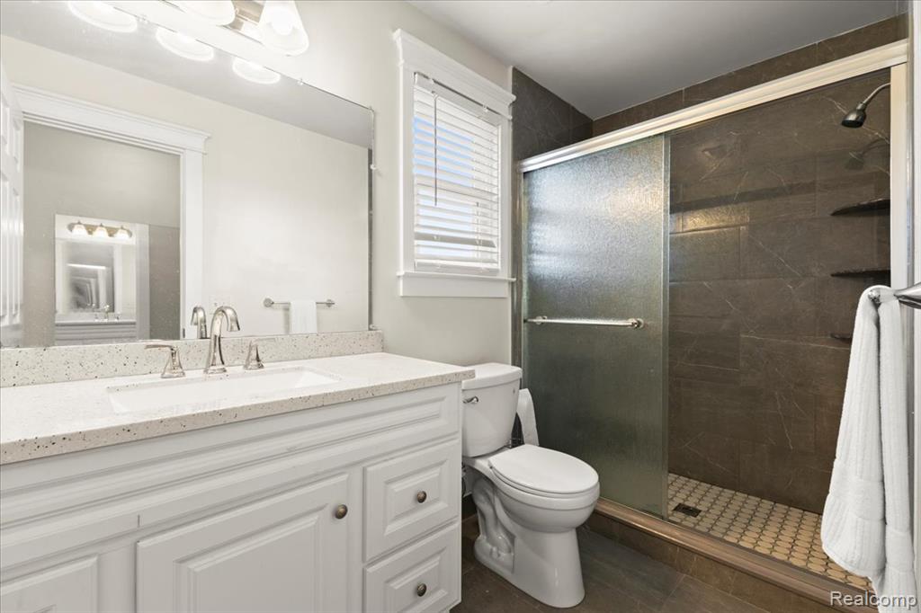 45299 Debbie Court, Macomb, MI 48042 — Photo 17