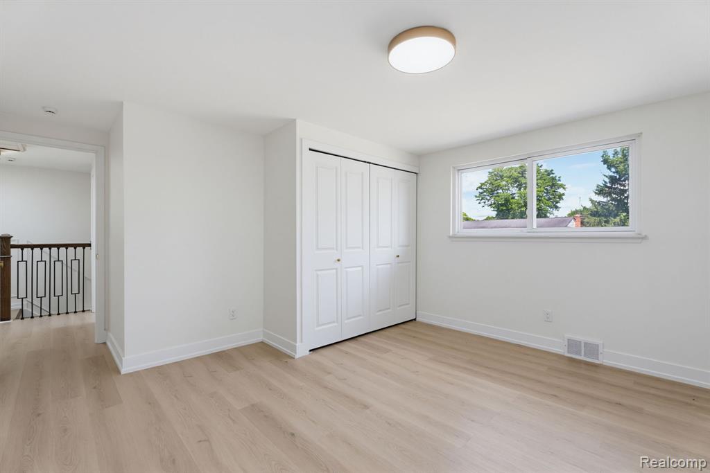 6780 Lee Crest Drive, West Bloomfield, MI — Photo 36