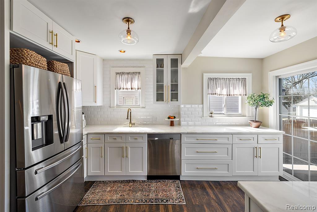 714 S Rembrandt Avenue, Royal Oak, MI 48067 — Photo 11