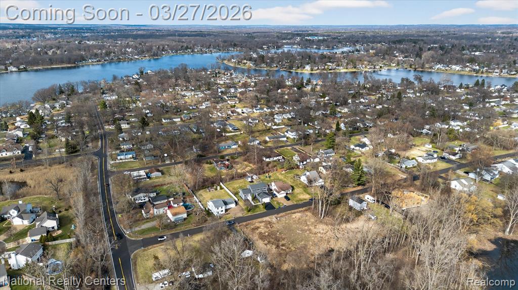 946 Dunreath Street, Wolverine Lake, MI 48390 — Photo 67