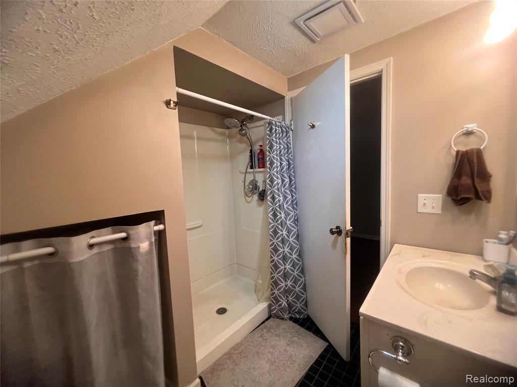 6126 Green Court, Chelsea, MI 48118 — Photo 23