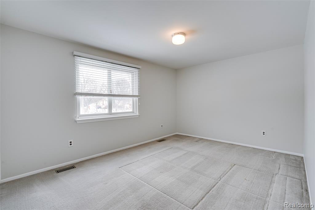 45900 Gainsborough Drive, Canton, MI 48187 — Photo 31