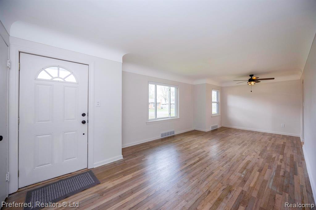 5875 S Madison Street, Taylor, MI 48180 — Photo 12
