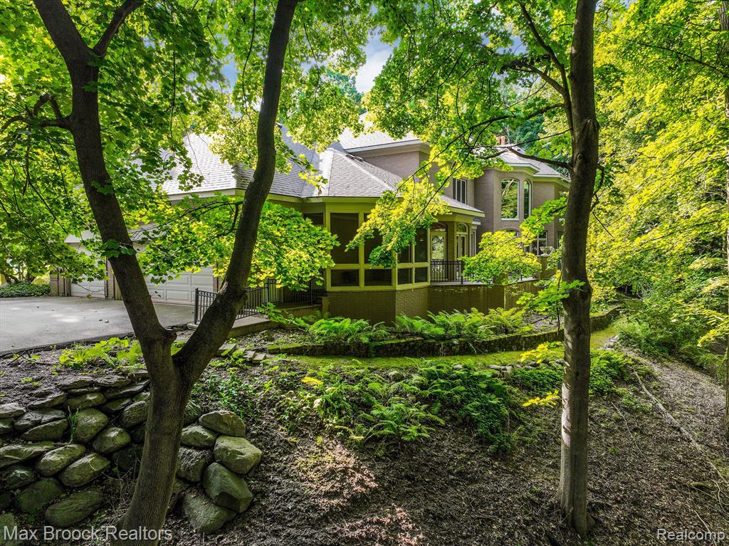 4366 KAREN Lane, Bloomfield Hills, MI 48302 — Photo 65