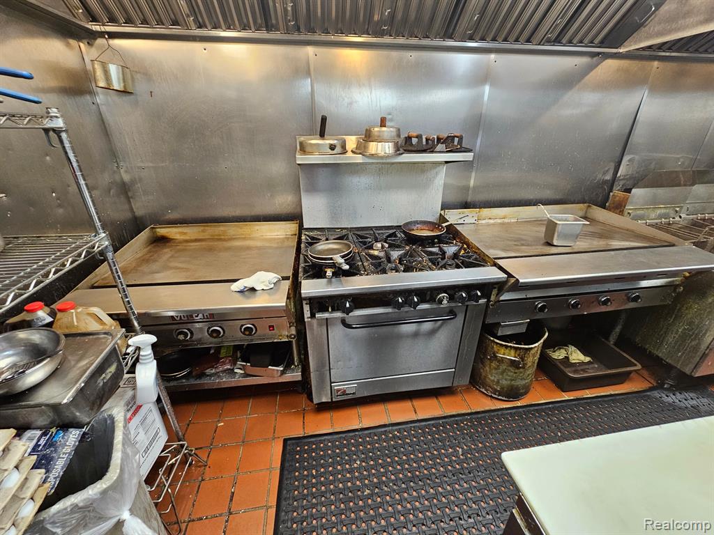 884 S STATE Street, Oscoda, MI, 48750