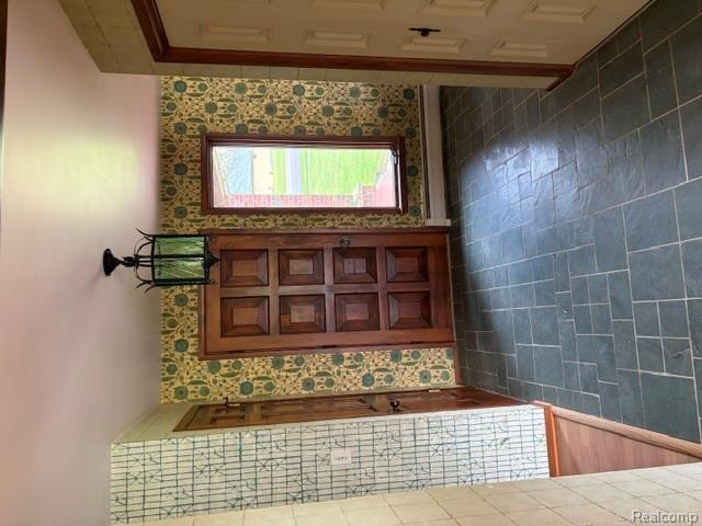 714 Garden Street, Harbor Beach, MI 48441 — Photo 11