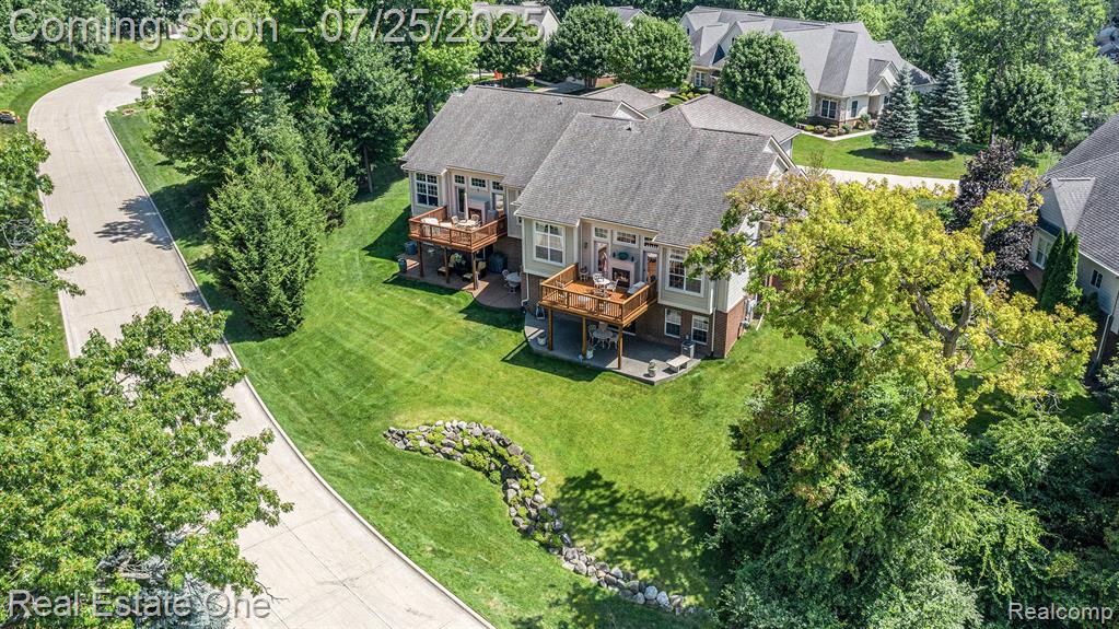 636 Mountain Circle, Rochester Hills, MI 48306 — Photo 2