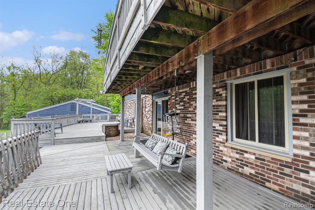 7529 BISHOP Road, Brighton, MI 48116 — Photo 22