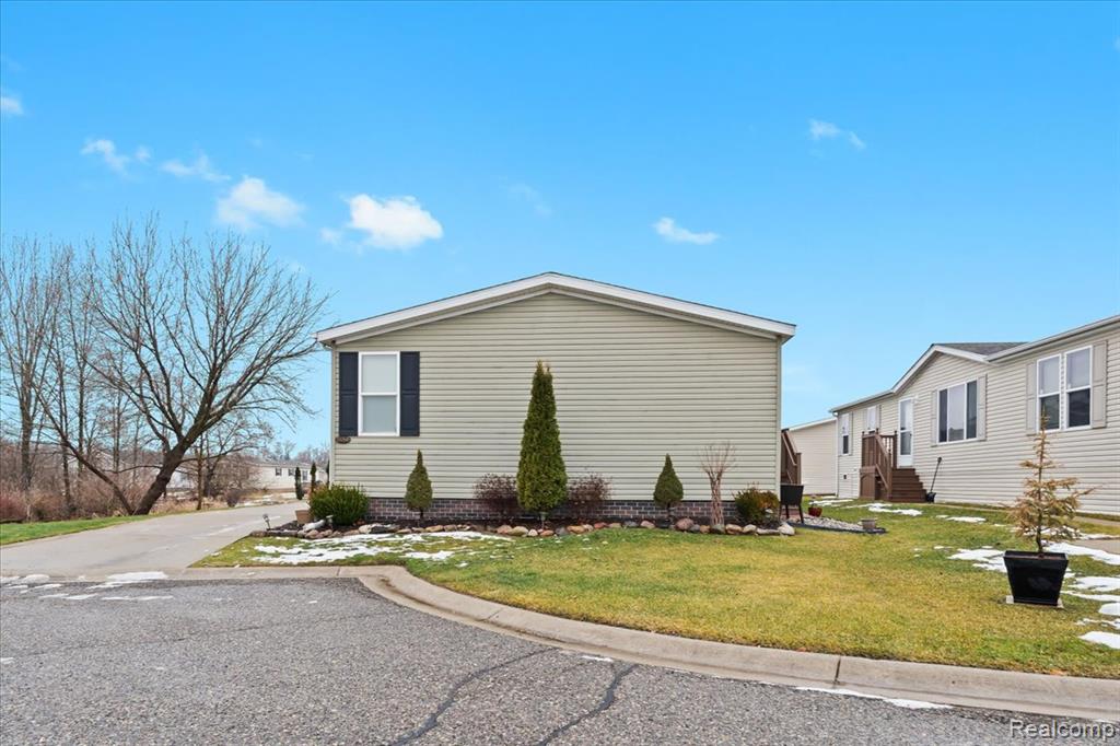 11214 Woodchester Court, South Lyon, MI 48178 — Photo 22