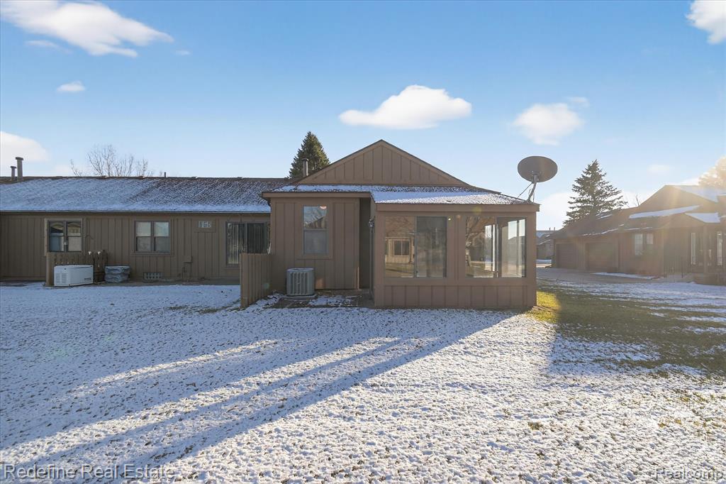 12355 Nantucket Drive, South Lyon, MI 48178 — Photo 30