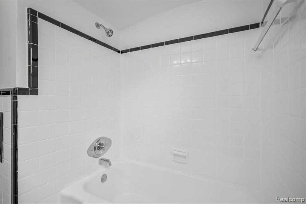 7491 PARKLAND, Redford, MI 48239 — Photo 18