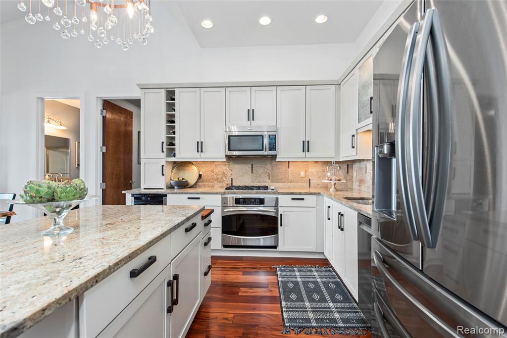 714 N Main Street, Rochester, MI 48307 — Photo 14
