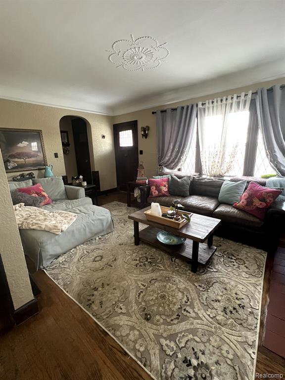717 W 12 MILE Road, Royal Oak, MI 48073 — Photo 9