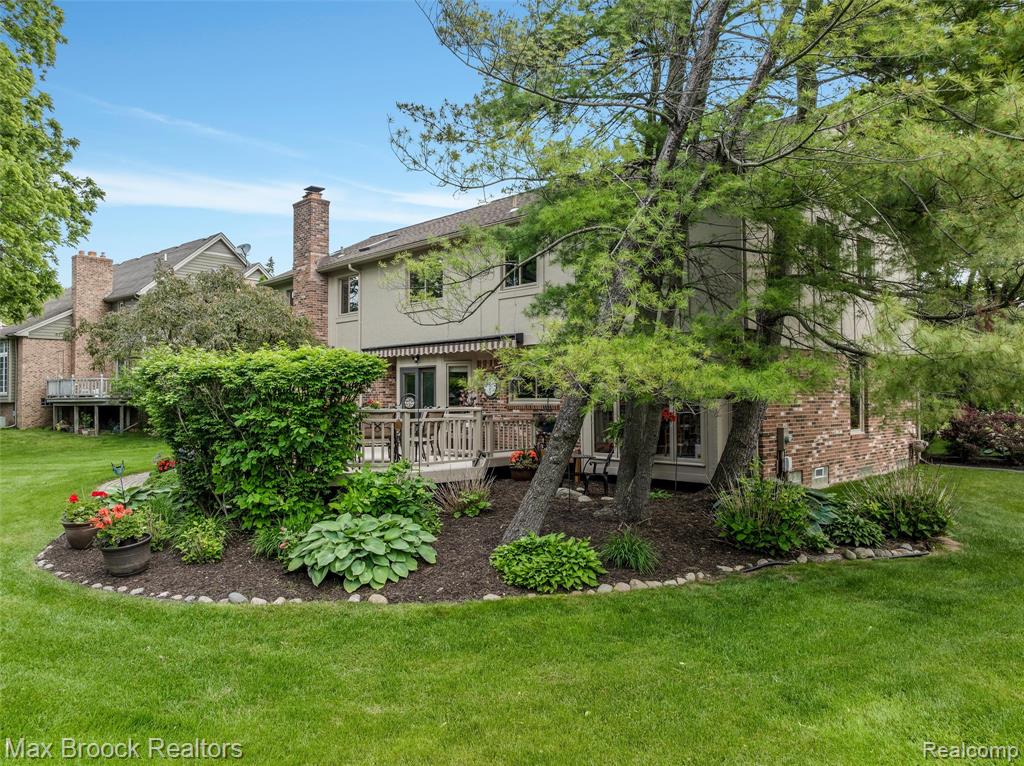 885 Timberline Drive, Rochester Hills, MI 48309 — Photo 46