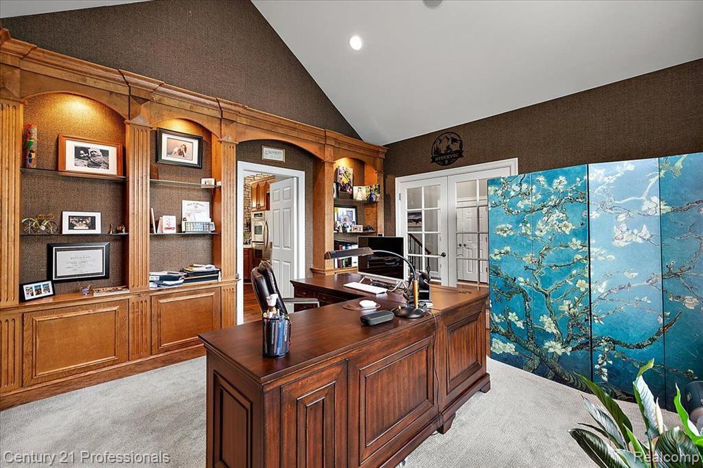 4735 OAKHURST RIDGE Road, Clarkston, MI 48348 — Photo 31