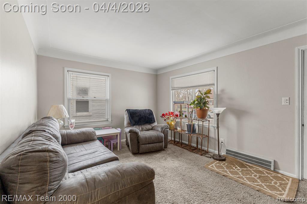 25521 Stanford Street, Dearborn Heights, MI 48125 — Photo 9