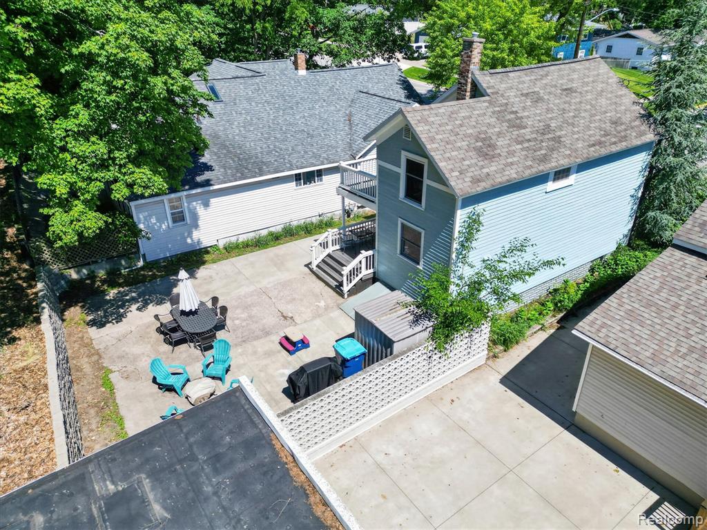 398 Howard Avenue, Grand Haven, MI 49417 — Photo 26