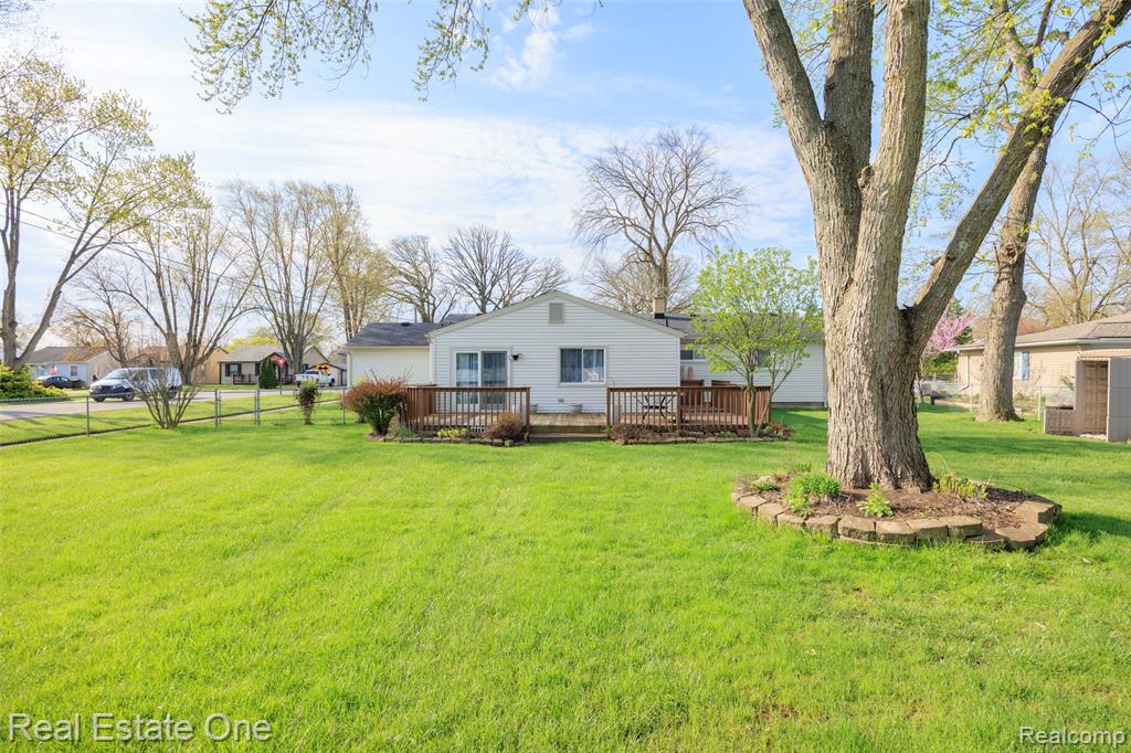 28612 Donnelly Street, Garden City, MI — Photo 23
