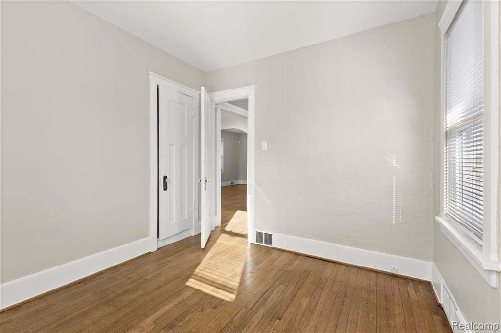 508 E Hudson Avenue, Royal Oak, MI 48067 — Photo 22