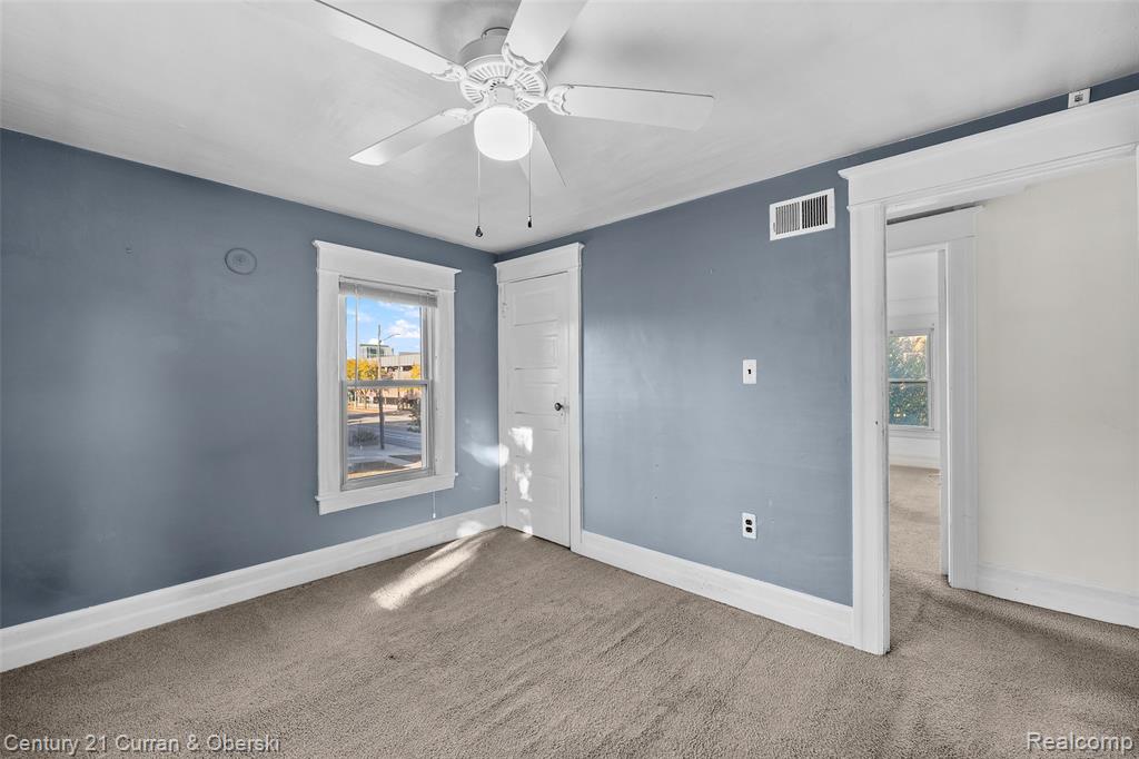 902 S Washington Avenue, Royal Oak, MI 48067 — Photo 13