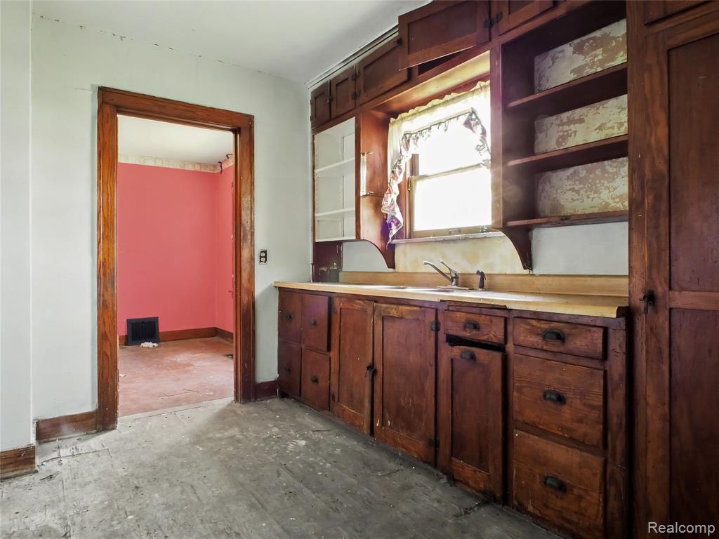 3009 Janes Avenue, Saginaw, MI 48601 — Photo 5
