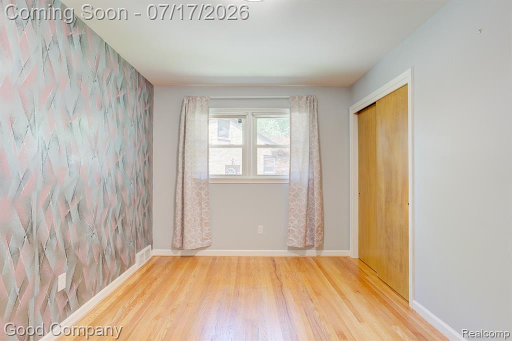 24310 Manistee Street, Oak Park, MI 48237 — Photo 30